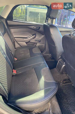 Седан Ford Focus 2013 в 