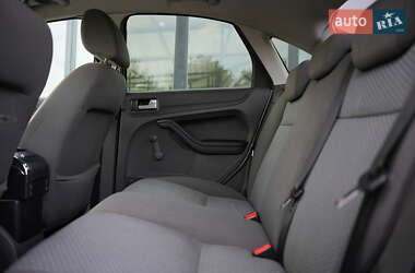 Хетчбек Ford Focus 2007 в 
