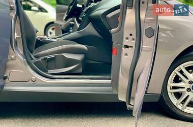 Универсал Ford Focus 2012 в 