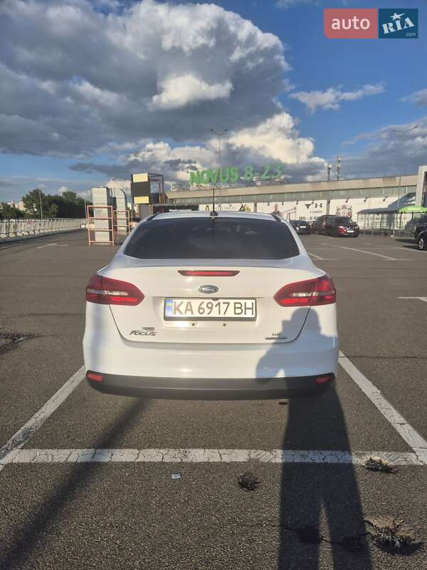Седан Ford Focus 2015 в Києві