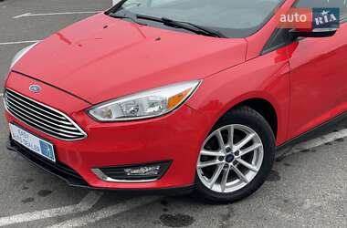 Седан Ford Focus 2015 в 