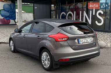 Хэтчбек Ford Focus 2015 в 