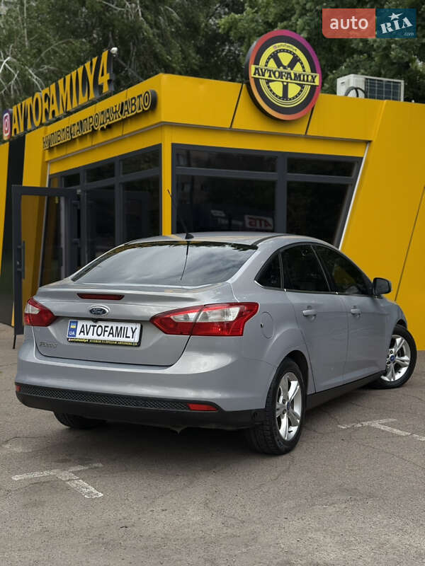 Седан Ford Focus 2013 в Києві