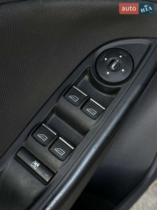 Седан Ford Focus 2013 в Києві