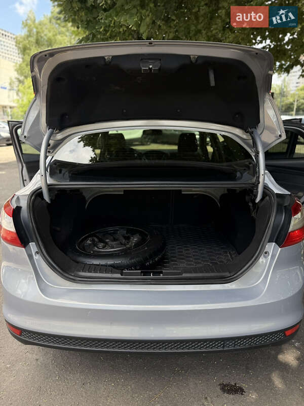 Седан Ford Focus 2013 в Києві