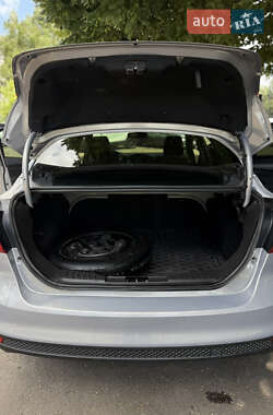 Седан Ford Focus 2013 в 