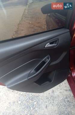 Седан Ford Focus 2013 в 