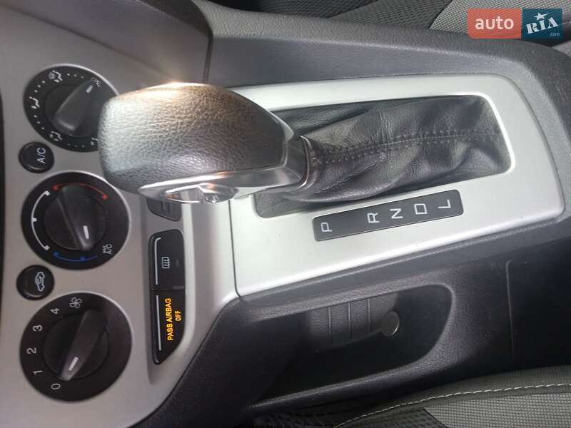 Седан Ford Focus 2013 в Ромнах