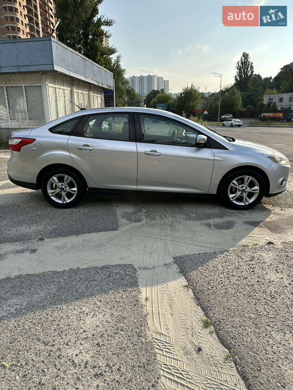 Седан Ford Focus 2014 в Киеве