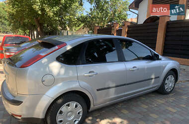 Хэтчбек Ford Focus 2006 в 