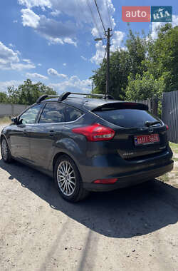 Хэтчбек Ford Focus 2018 в 