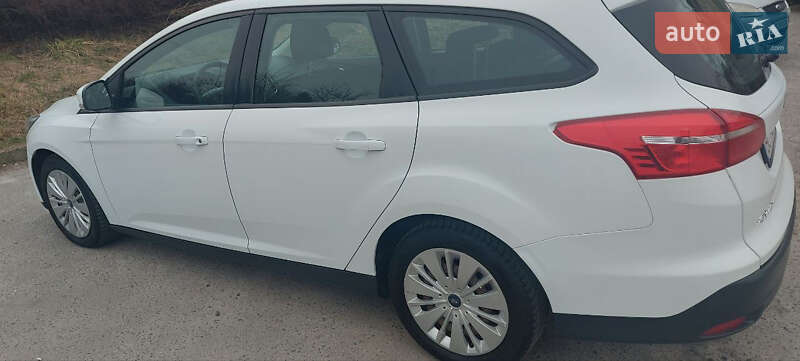 Універсал Ford Focus 2015 в Львові фото 13 Універсал Ford Focus 2015 в Львові