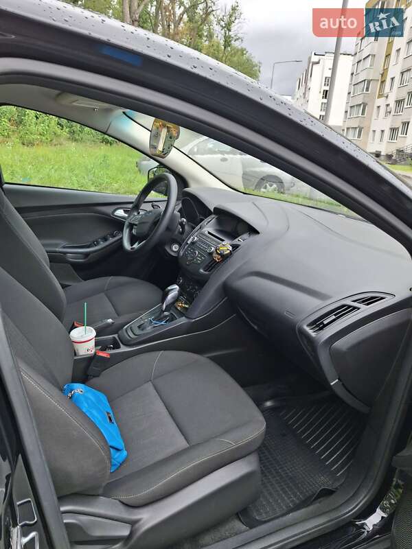 Хэтчбек Ford Focus 2015 в Виннице