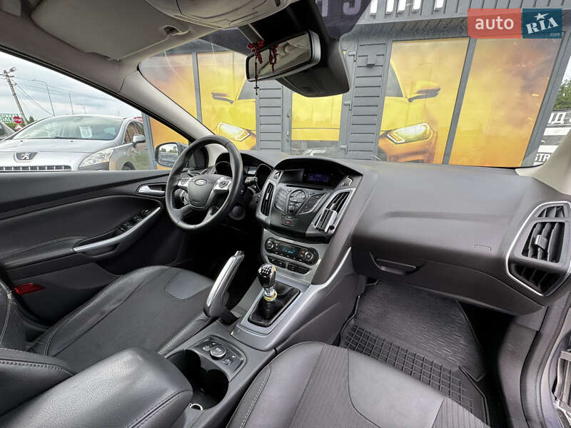 Хэтчбек Ford Focus 2011 в Стрые