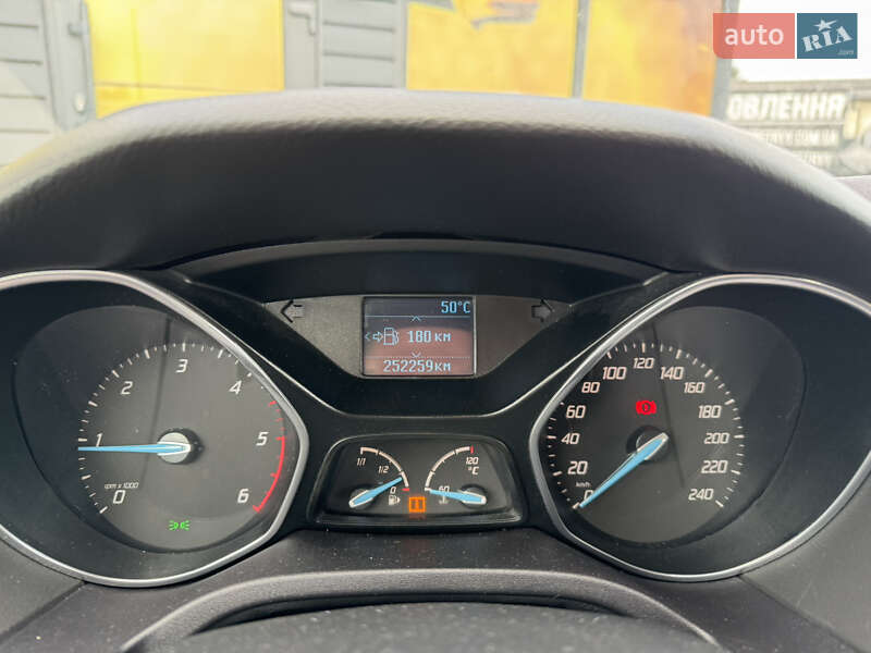 Хэтчбек Ford Focus 2011 в Стрые