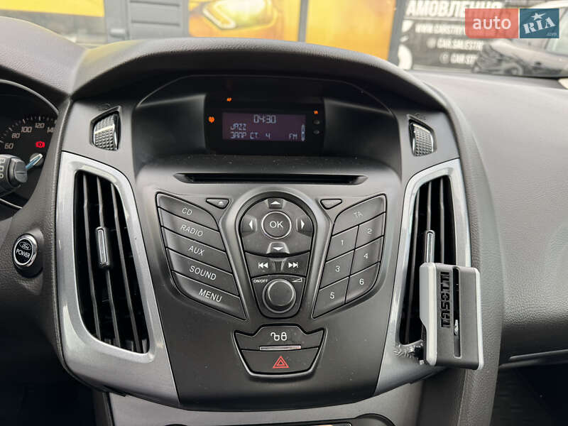Хэтчбек Ford Focus 2011 в Стрые