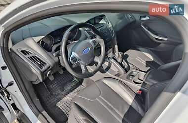Хэтчбек Ford Focus 2014 в 