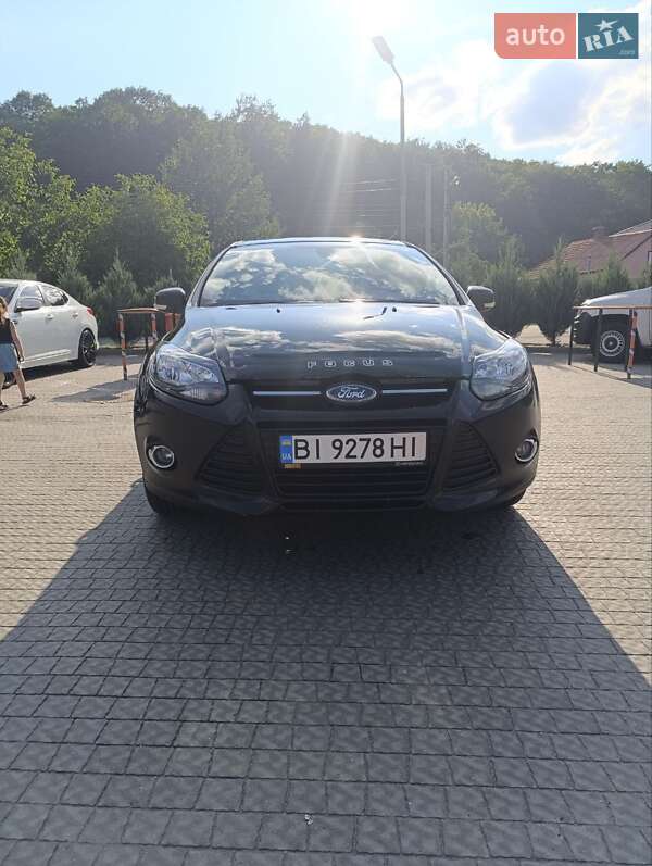 Хэтчбек Ford Focus 2011 в Полтаве