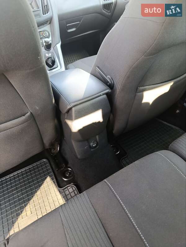 Хэтчбек Ford Focus 2011 в Полтаве
