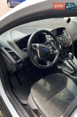 Универсал Ford Focus 2012 в 
