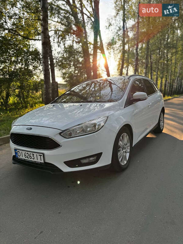 Універсал Ford Focus 2016 в Чернівцях