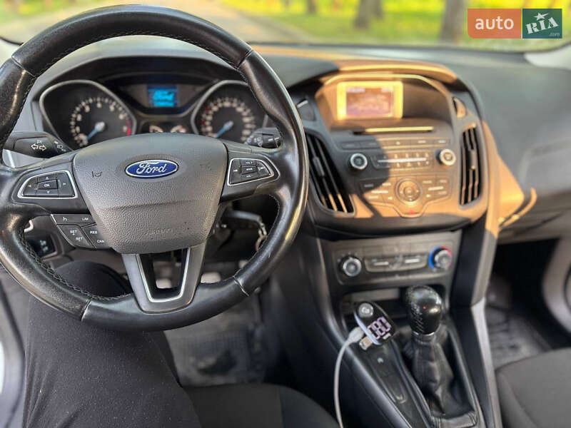 Універсал Ford Focus 2016 в Чернівцях
