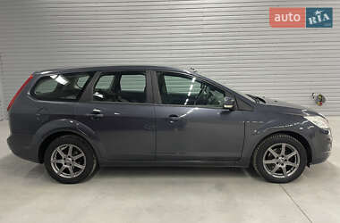 Универсал Ford Focus 2010 в 