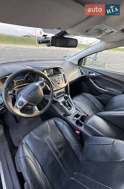 Универсал Ford Focus 2013 в 