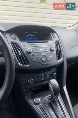 Хэтчбек Ford Focus 2017 в 
