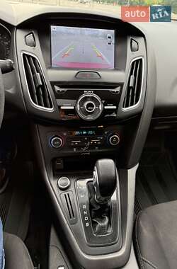 Хэтчбек Ford Focus 2017 в 