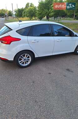 Хэтчбек Ford Focus 2017 в 