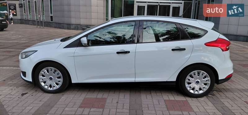 Хетчбек Ford Focus 2017 в Києві фото 5 Хетчбек Ford Focus 2017 в Києві