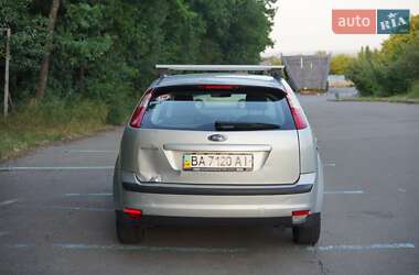 Хэтчбек Ford Focus 2007 в 