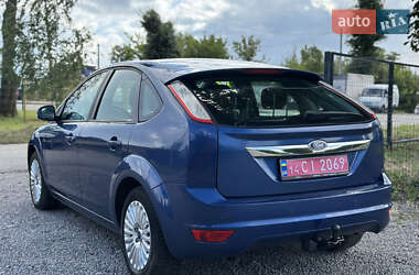 Хэтчбек Ford Focus 2009 в 
