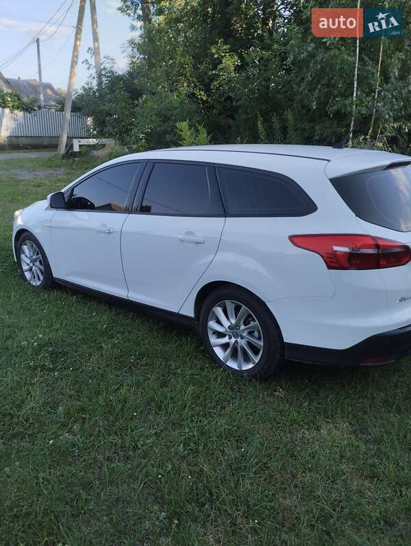 Універсал Ford Focus 2014 в Звягелі