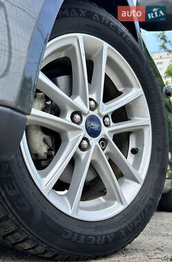 Седан Ford Focus 2017 в 