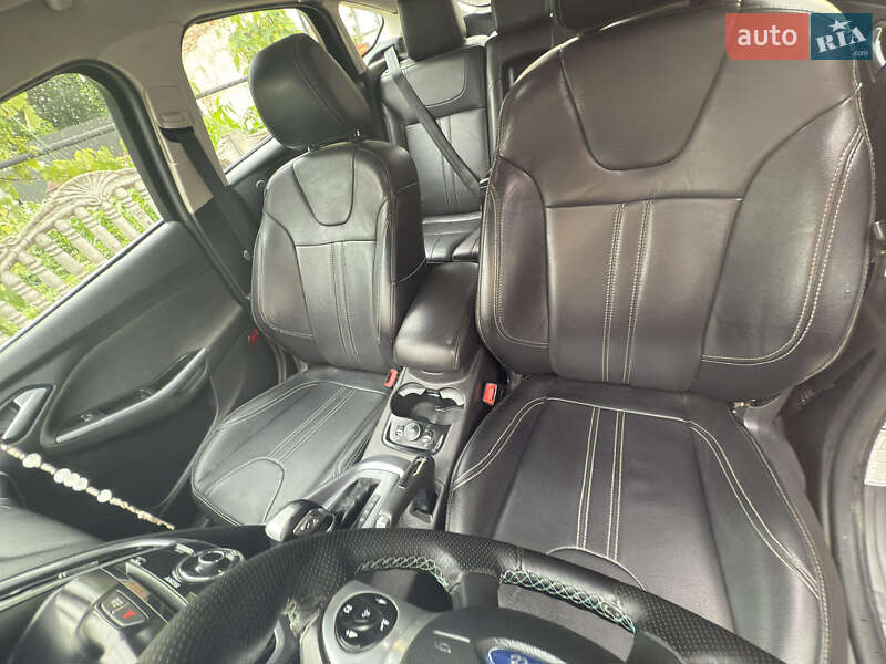 Хетчбек Ford Focus 2014 в Тернополі