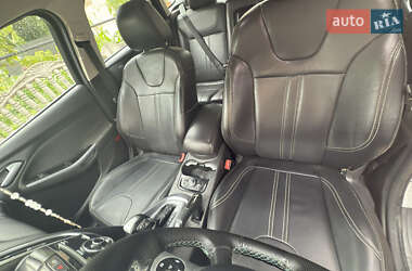 Хэтчбек Ford Focus 2014 в 