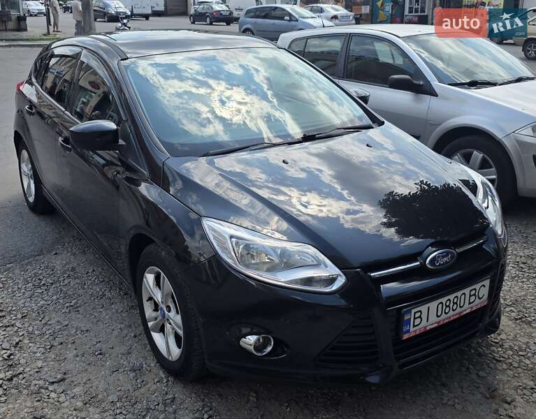 Хэтчбек Ford Focus 2011 в Полтаве фото 4 Хэтчбек Ford Focus 2011 в Полтаве