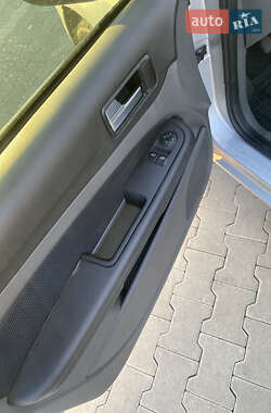 Седан Ford Focus 2008 в 