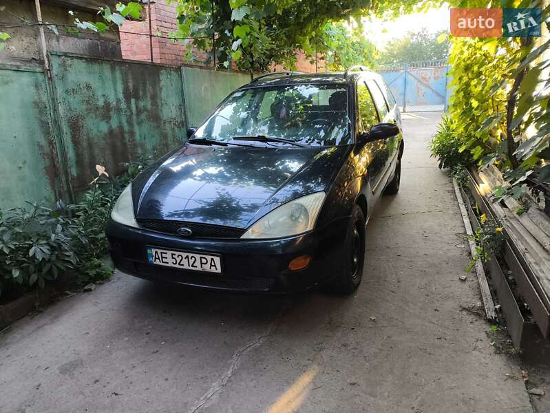 Ford Focus 2000