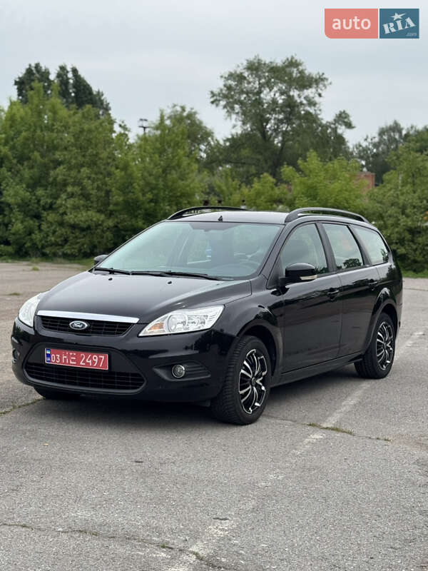 Універсал Ford Focus 2010 в 