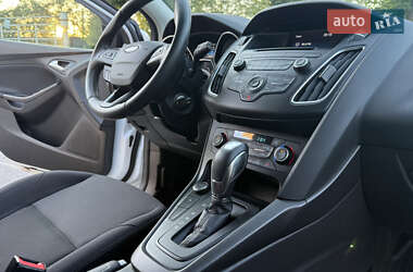 Хэтчбек Ford Focus 2017 в 