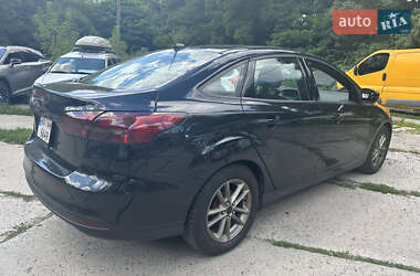 Седан Ford Focus 2016 в 