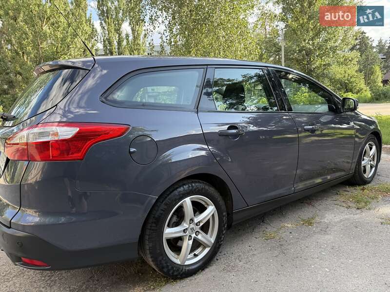 Универсал Ford Focus 2012 в Ахтырке