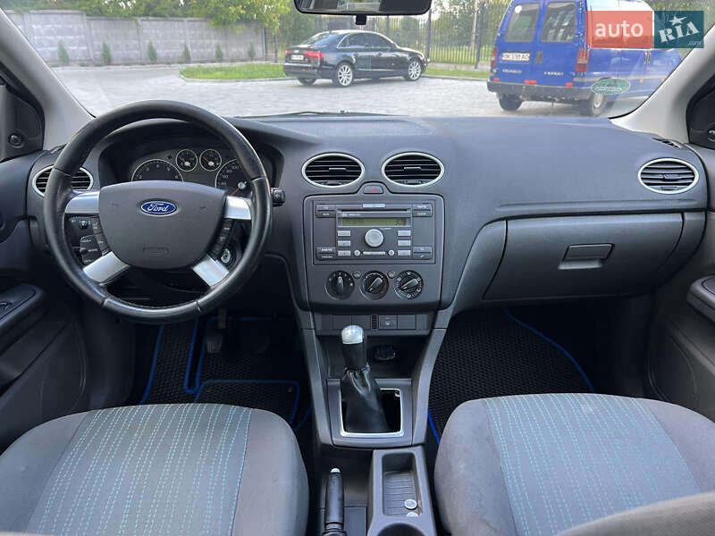 Универсал Ford Focus 2005 в Ровно