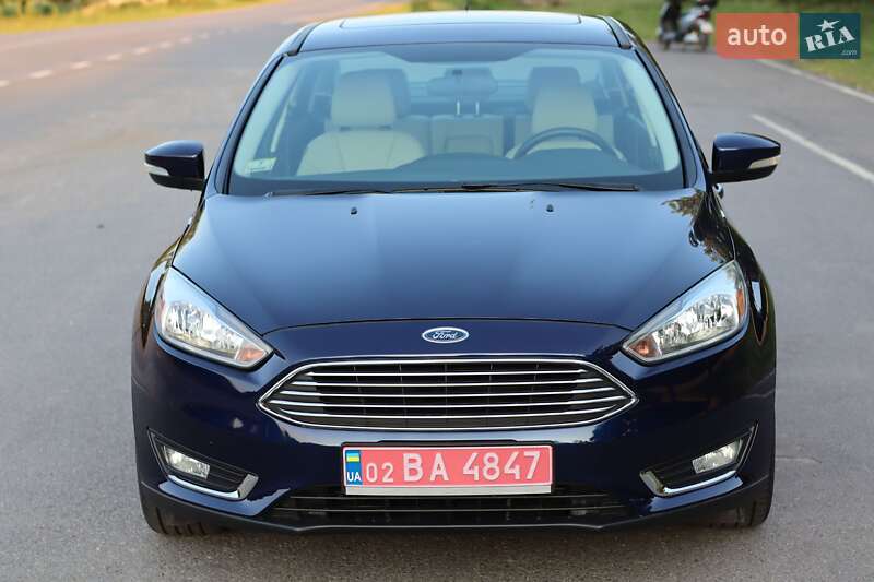 Седан Ford Focus 2016 в 
