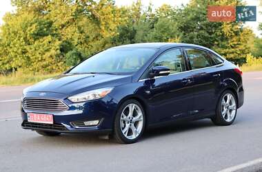 Седан Ford Focus 2016 в 