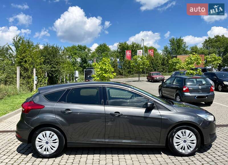 Хэтчбек Ford Focus 2017 в Львове