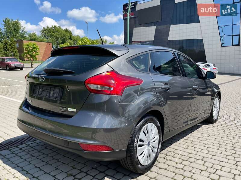 Хэтчбек Ford Focus 2017 в Львове